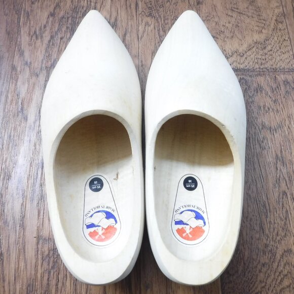 Made in Holland Hand Carved Dutch Clog Wooden Shoe - Picture 1 of 6